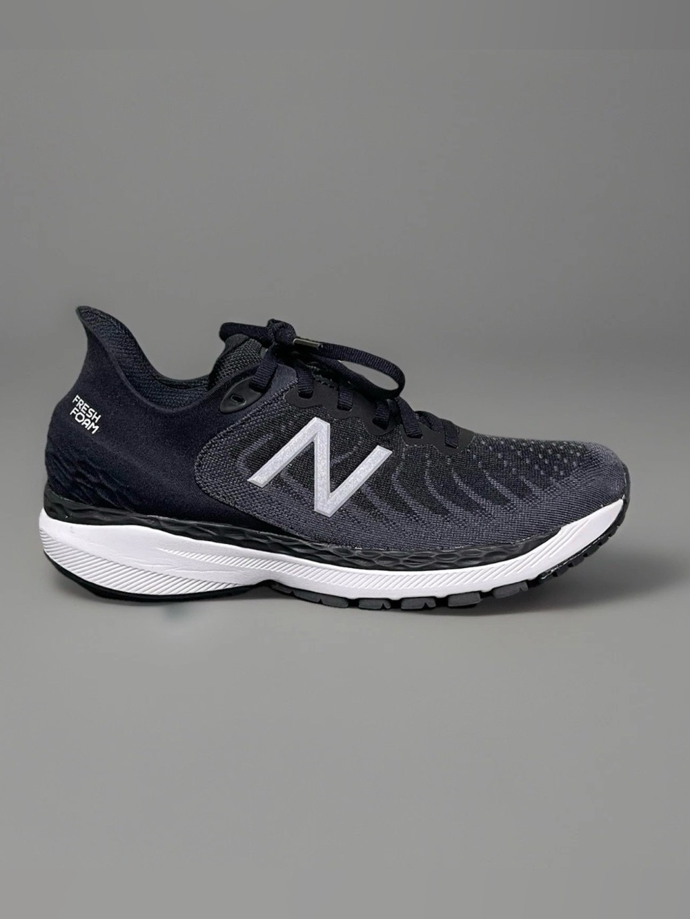 New Balance Fresh Foam X 860v11 Women's Black Running Shoes Size 8.5B